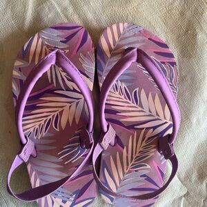 Purple Leaf Print Toddler Sandals